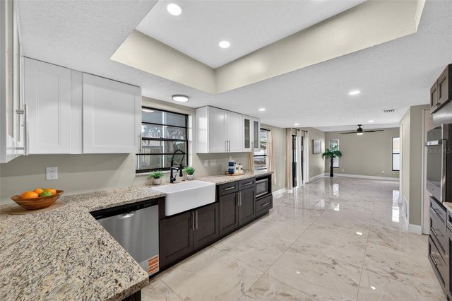 520 WYNNWOOD DRIVE, Brandon, FL 33511