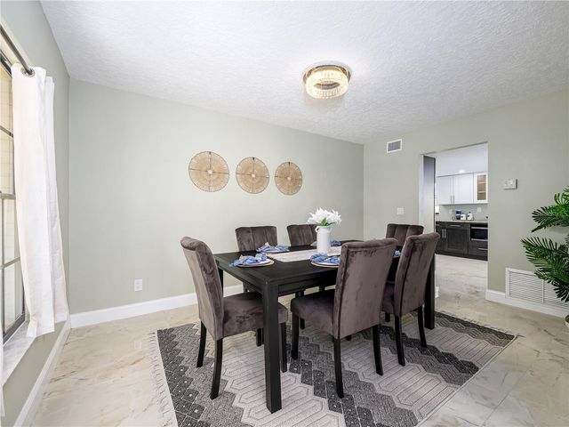 520 WYNNWOOD DRIVE, Brandon, FL 33511