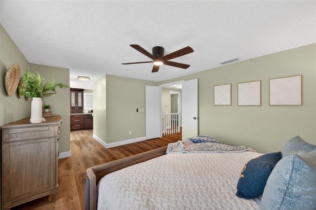 520 WYNNWOOD DRIVE, Brandon, FL 33511