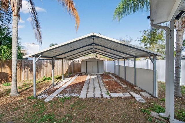 520 WYNNWOOD DRIVE, Brandon, FL 33511