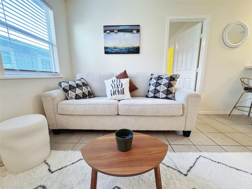 2405 Teri RD A/B, Austin, TX 78744