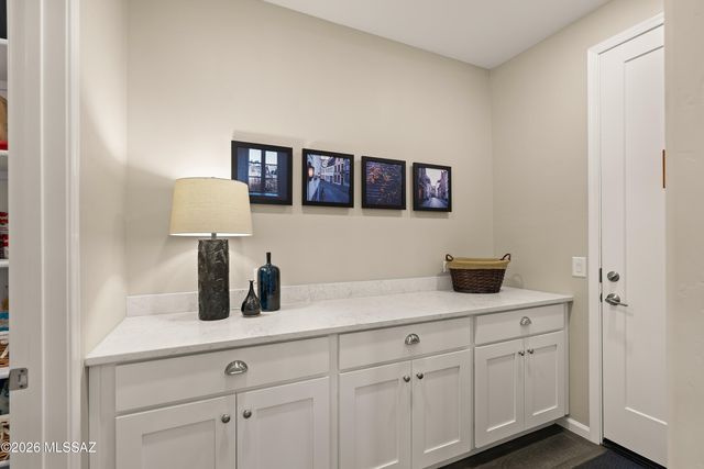 60961 E Arbor Basin Road, Oracle, AZ 85623
