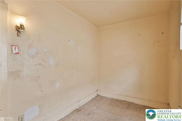 622 East Locust Street, Bethlehem City, PA 18018