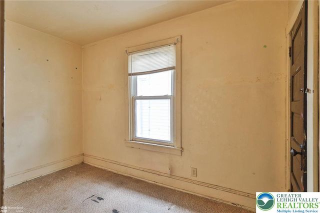 622 East Locust Street, Bethlehem City, PA 18018