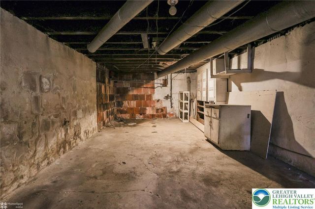 622 East Locust Street, Bethlehem City, PA 18018