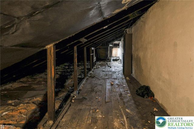 622 East Locust Street, Bethlehem City, PA 18018