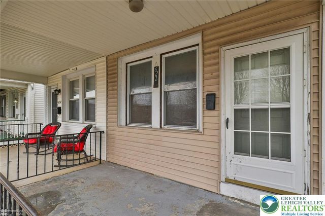 622 East Locust Street, Bethlehem City, PA 18018