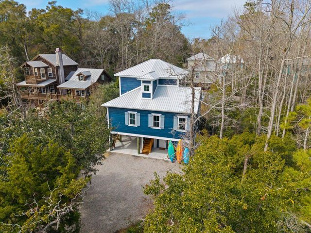 231 Watson Way, Pawleys Island, SC 29585