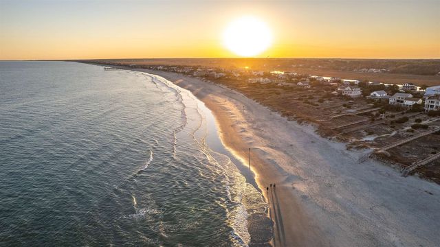 231 Watson Way, Pawleys Island, SC 29585