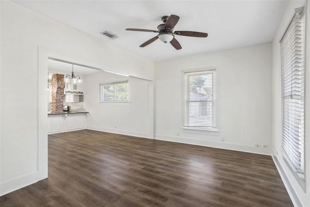 900 Division Street, Lake Charles, LA 70601