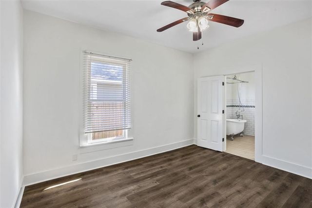 900 Division Street, Lake Charles, LA 70601