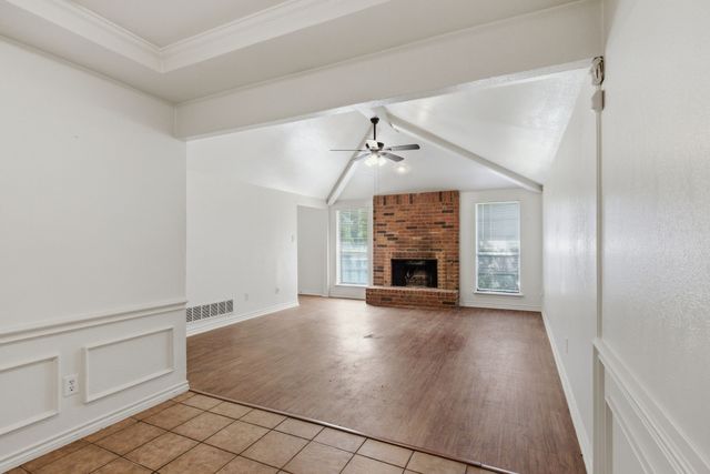 119 Larchbrook Drive, Desoto, TX 75115