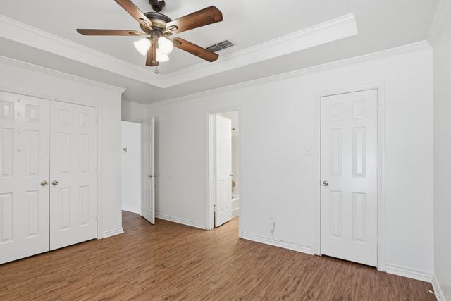 119 Larchbrook Drive, Desoto, TX 75115