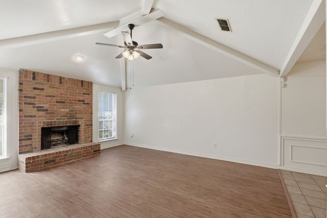 119 Larchbrook Drive, Desoto, TX 75115