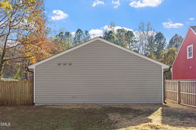 807 Shari Court, Durham, NC 27704