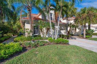 4695 Winged Foot CT # 101, Naples, FL 34112