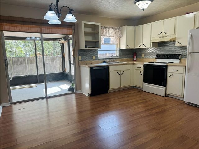 1724 NE 30TH STREET, Ocala, FL 34479