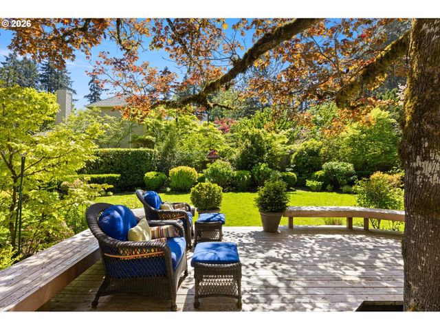 6316 Sw CANBY St, Portland, OR 97219