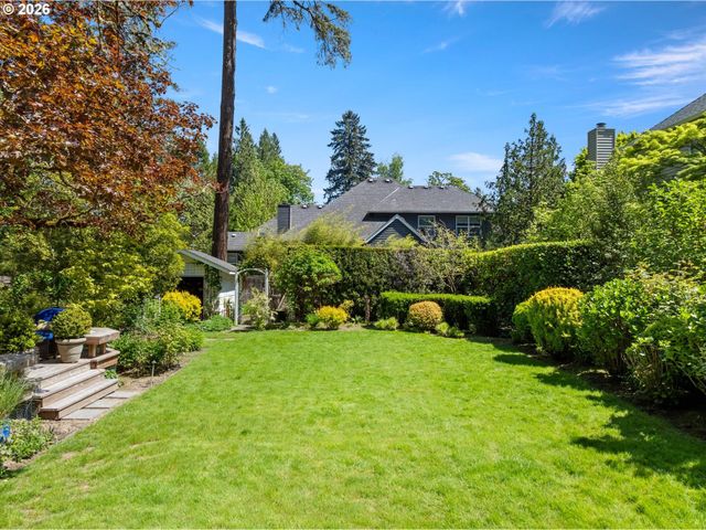 6316 Sw CANBY St, Portland, OR 97219