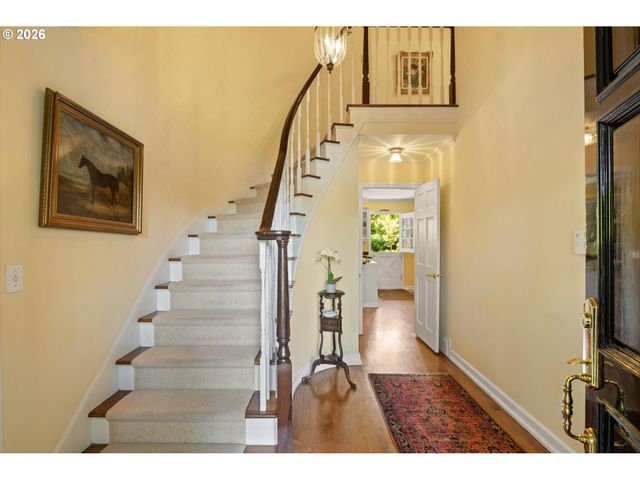 6316 Sw CANBY St, Portland, OR 97219