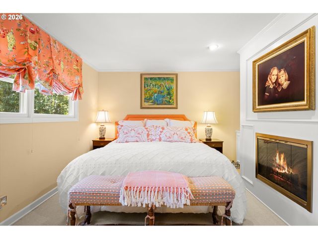 6316 Sw CANBY St, Portland, OR 97219