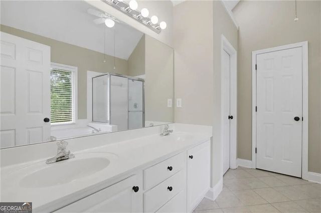 4343 Clairesbrook Lane, Acworth, GA 30101
