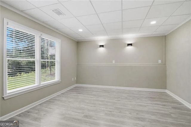 4343 Clairesbrook Lane, Acworth, GA 30101