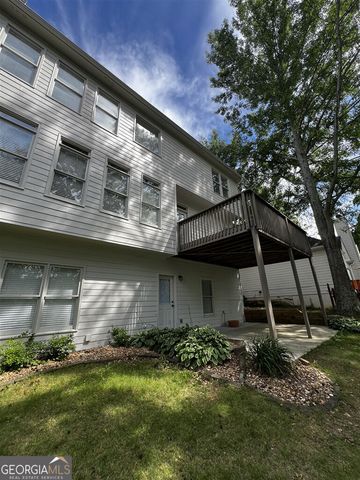 4343 Clairesbrook Lane, Acworth, GA 30101
