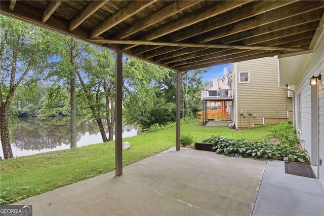 4343 Clairesbrook Lane, Acworth, GA 30101