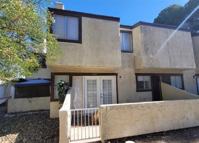 5049 Spencer Street D, Las Vegas, NV 89119