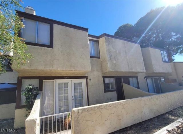 5049 Spencer Street D, Las Vegas, NV 89119