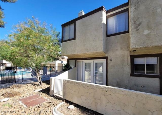 5049 Spencer Street D, Las Vegas, NV 89119