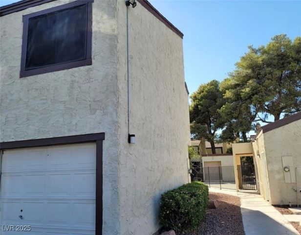 5049 Spencer Street D, Las Vegas, NV 89119