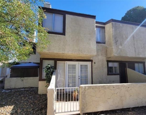 5049 Spencer Street D, Las Vegas, NV 89119