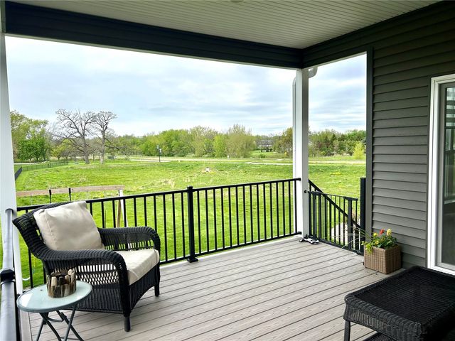 2642 Burr Oak Court, Marion, IA 52302