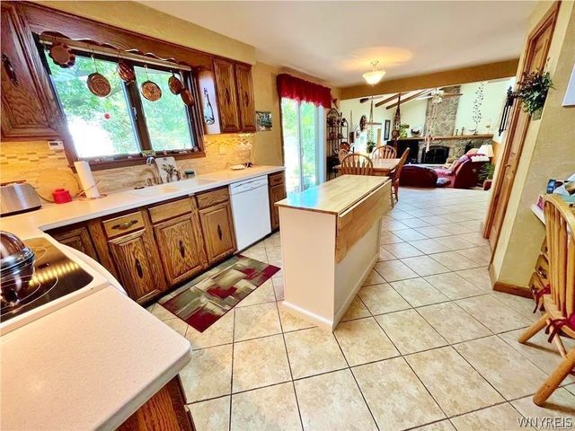 415 Andre Place, Porter, NY 14174
