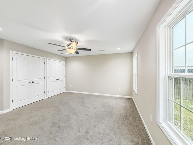 207 Charles Carr Dr, Harrodsburg, KY 40330