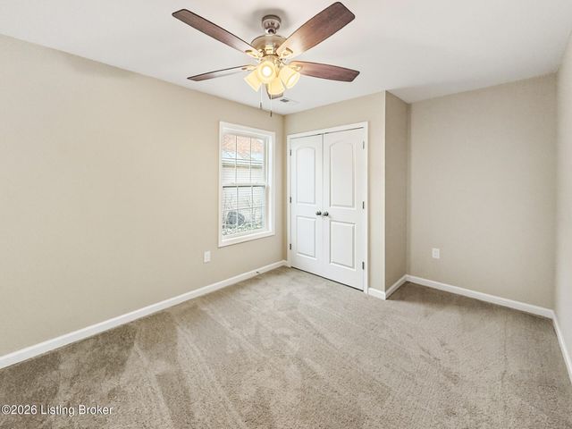 207 Charles Carr Dr, Harrodsburg, KY 40330