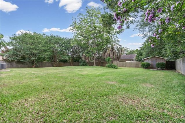 6711 Highmont Drive, Theodore, AL 36582