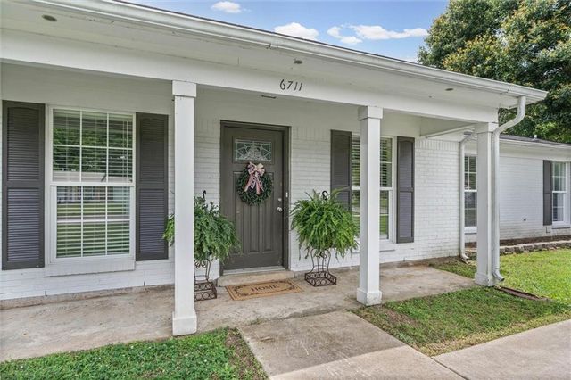 6711 Highmont Drive, Theodore, AL 36582