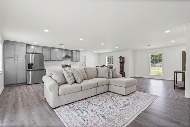 6711 Highmont Drive, Theodore, AL 36582