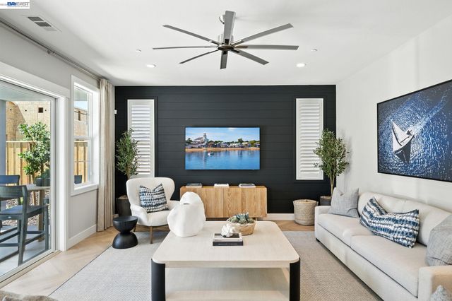 1799 Sill Ave, Dublin, CA 94568