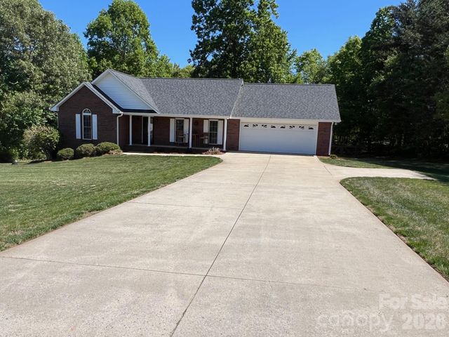106 Olano Lane, Statesville, NC 28677