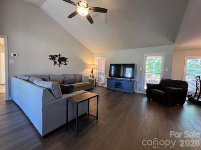 106 Olano Lane, Statesville, NC 28677