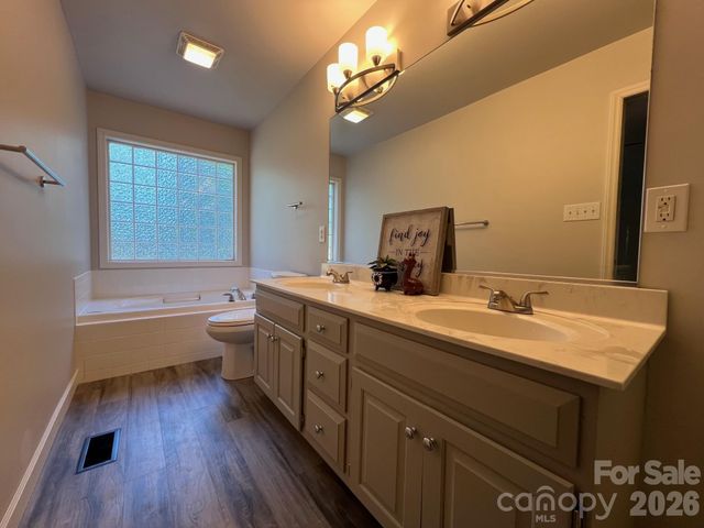 106 Olano Lane, Statesville, NC 28677