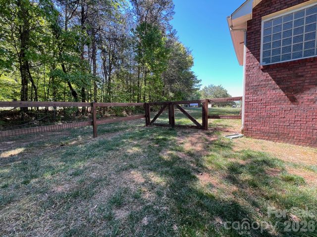 106 Olano Lane, Statesville, NC 28677