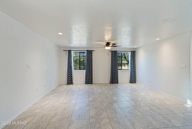 905 W Discover Street, Oracle, AZ 85623