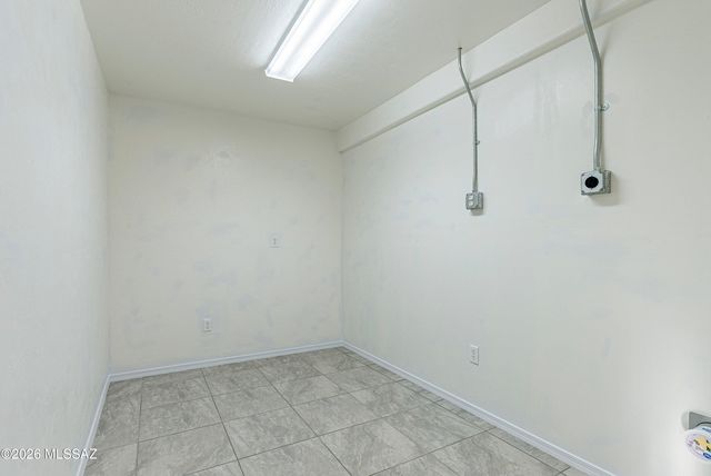 905 W Discover Street, Oracle, AZ 85623