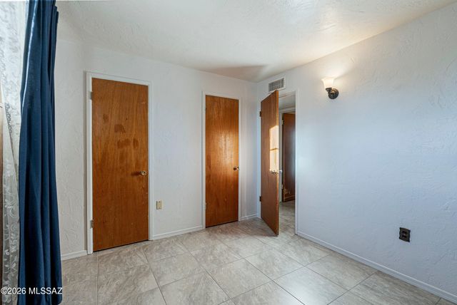 905 W Discover Street, Oracle, AZ 85623