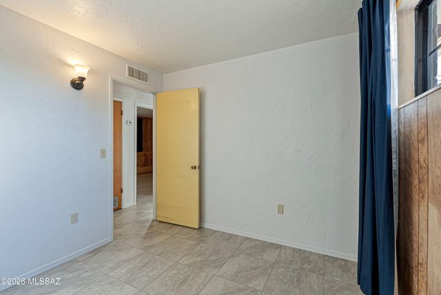 905 W Discover Street, Oracle, AZ 85623